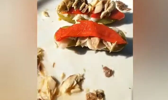 bocadillo ‌de ‌pepinillo ‌agridulce ‌sin ‌pan ‌