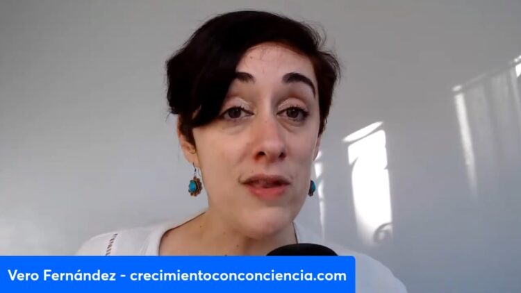 el-increible-viaje-de-la-nada-al-todo-con-paloma-cristal-rojo-y-vero-fernandez